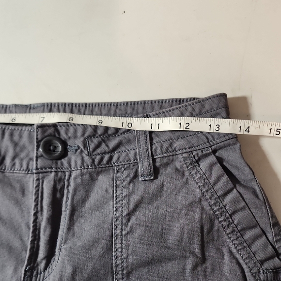 Prana Women's Gray Cargo Shorts - Picture 5 of 8